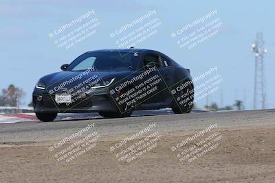 media/Oct-04-2025-OnGrid (Sat) [[44bd565ffa]]/Blue Group/Grapevine/